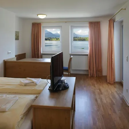 Seeblick Apartment