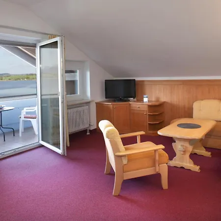 Seeblick Apartment