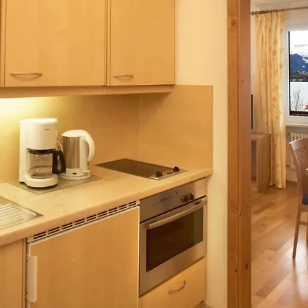 Seeblick Apartment *